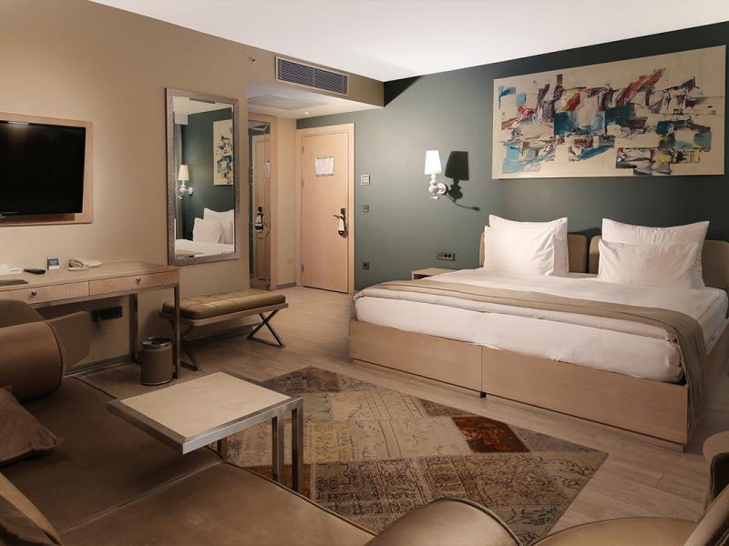 The Gate 30 Suites