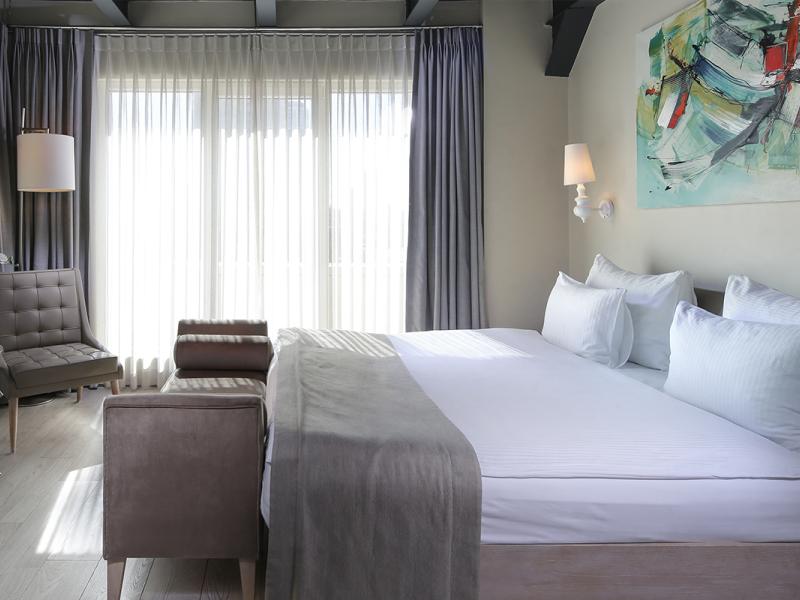 The Gate 30 Suites