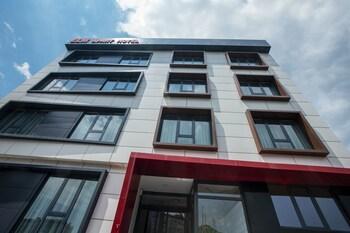 Elm Suite Hotel