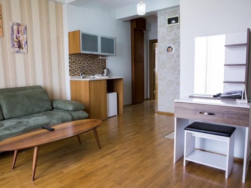Omar Sultan Suites