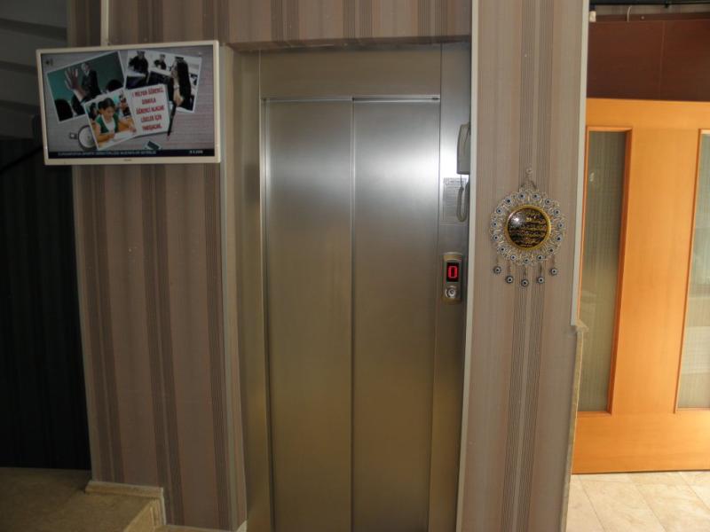 Omar Sultan Suites
