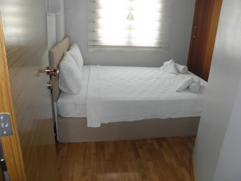 Omar Sultan Suites