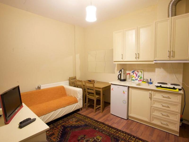 Modern Suites