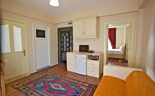 Modern Suites