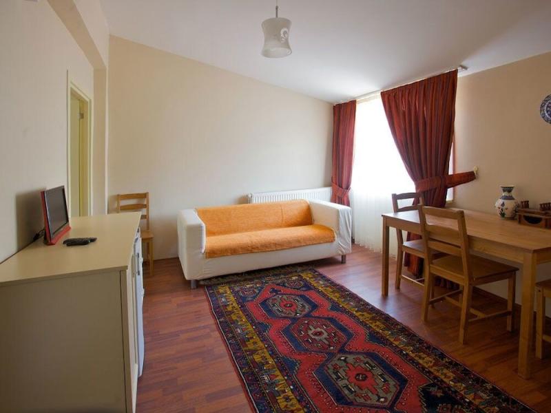 Modern Suites