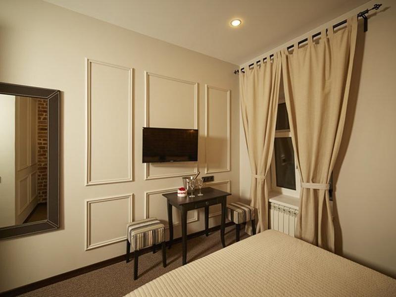 Jazz Club Hotel