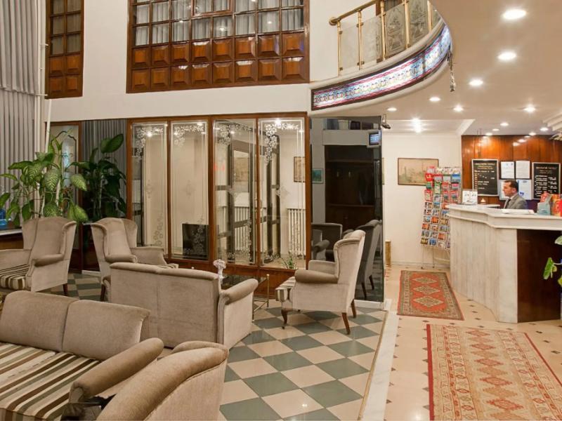 Avlonya Hotel