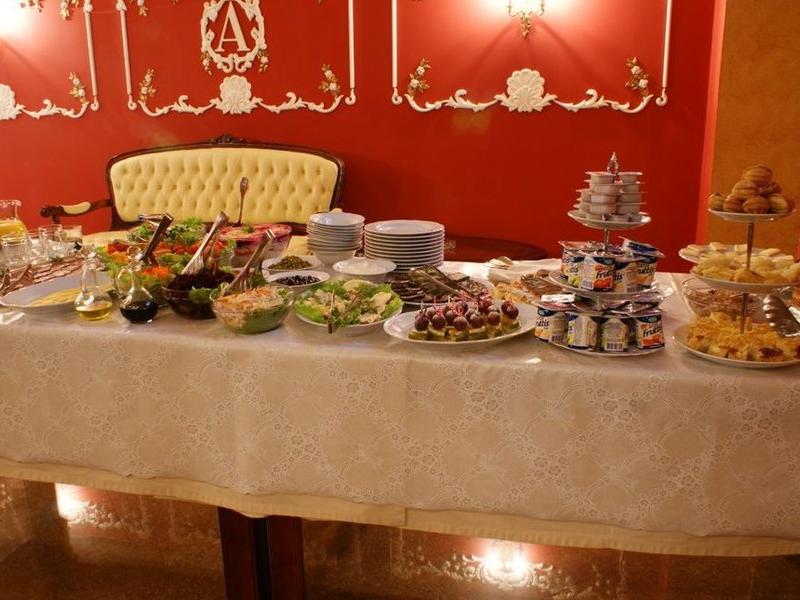 Отель Аристократъ