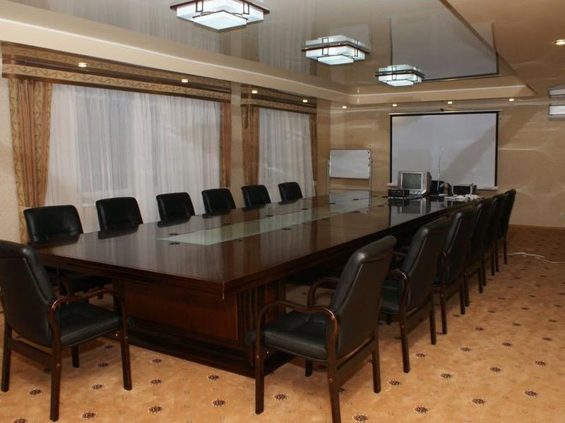 Отель Аристократъ