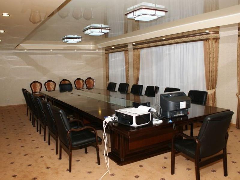 Отель Аристократъ