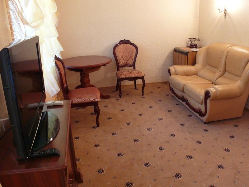 Отель Аристократъ