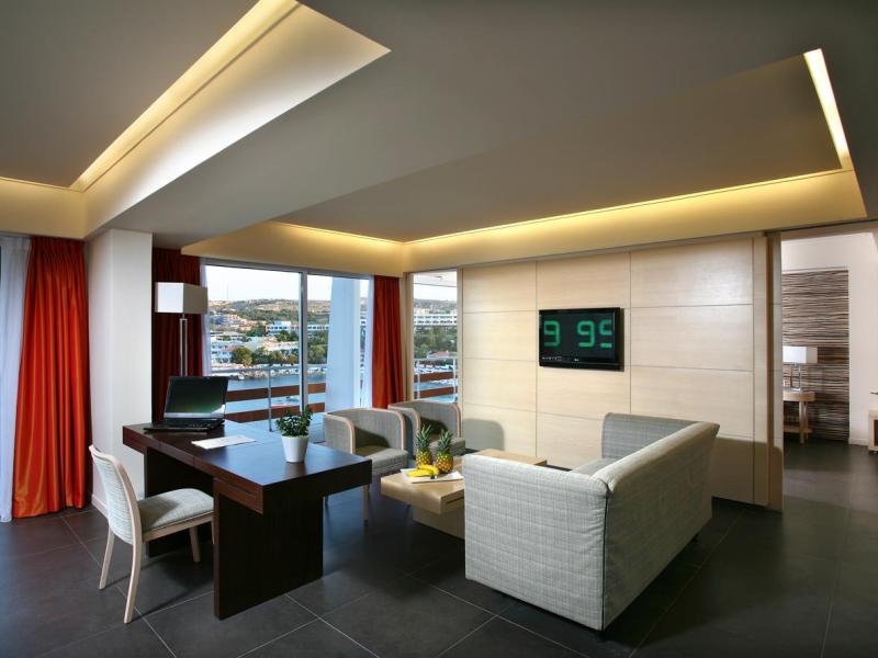 Eden Roc Resort