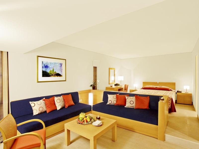 Eden Roc Resort