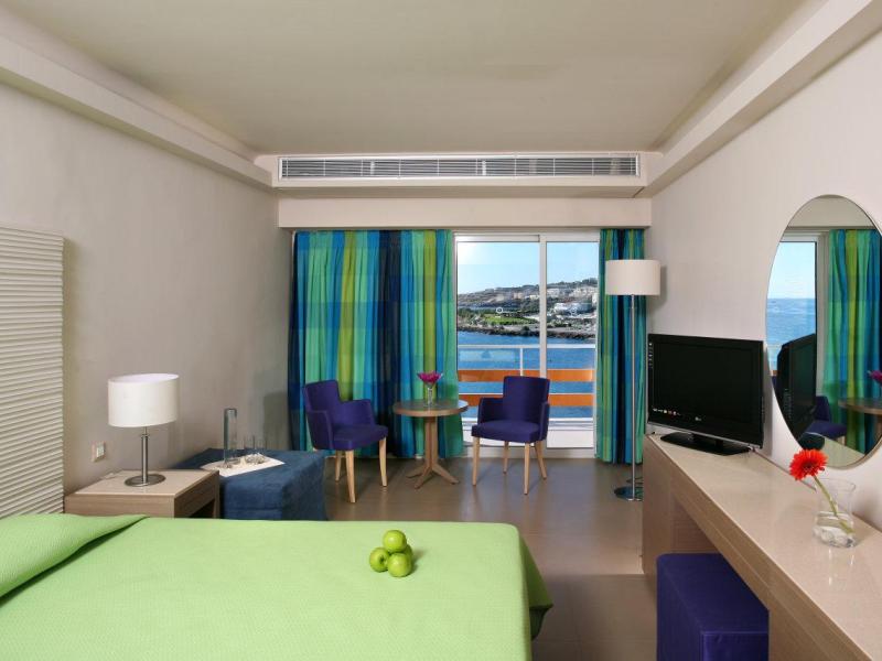 Eden Roc Resort