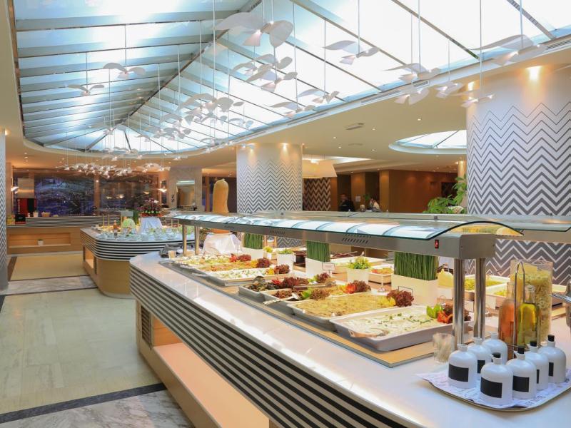 Eden Roc Resort