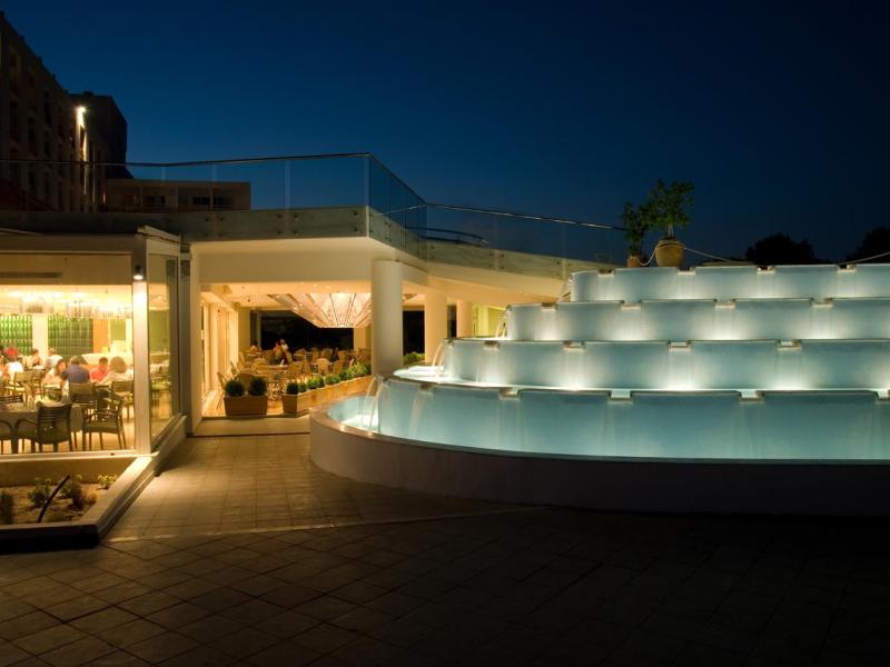 Eden Roc Resort