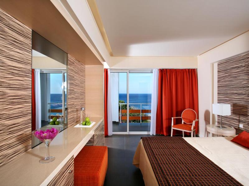 Eden Roc Resort