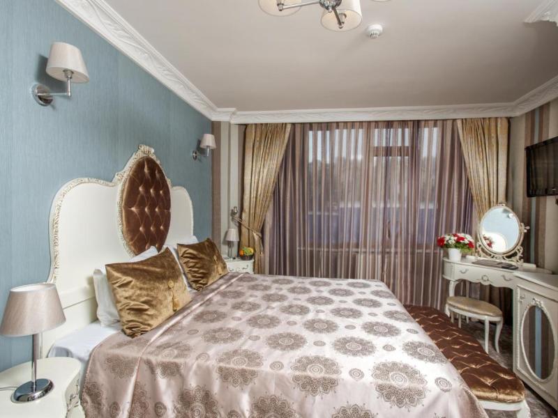 Astek Port Hotel