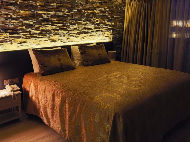 Astek Port Hotel