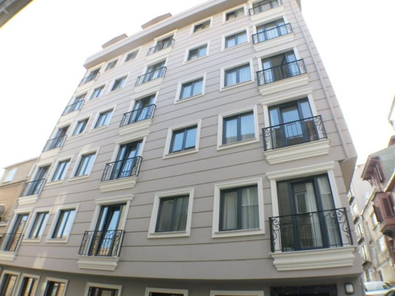 Holas Apartments