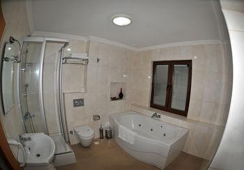 Taya Hatun Hotel