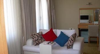 Taya Hatun Hotel