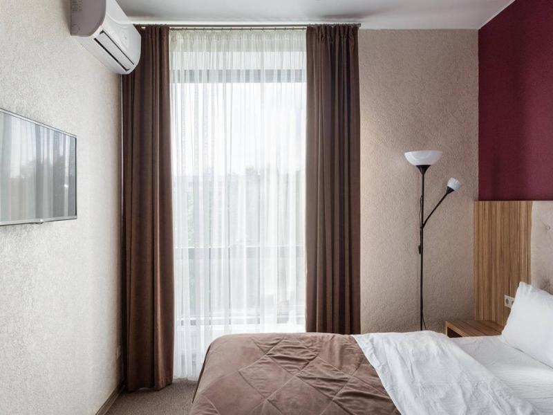Sky Lux Hotel