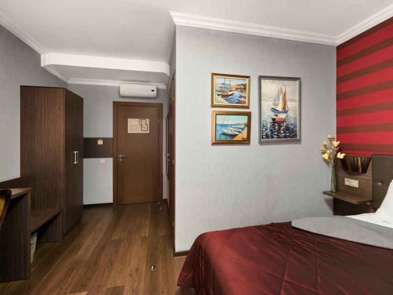 Hotel Travel