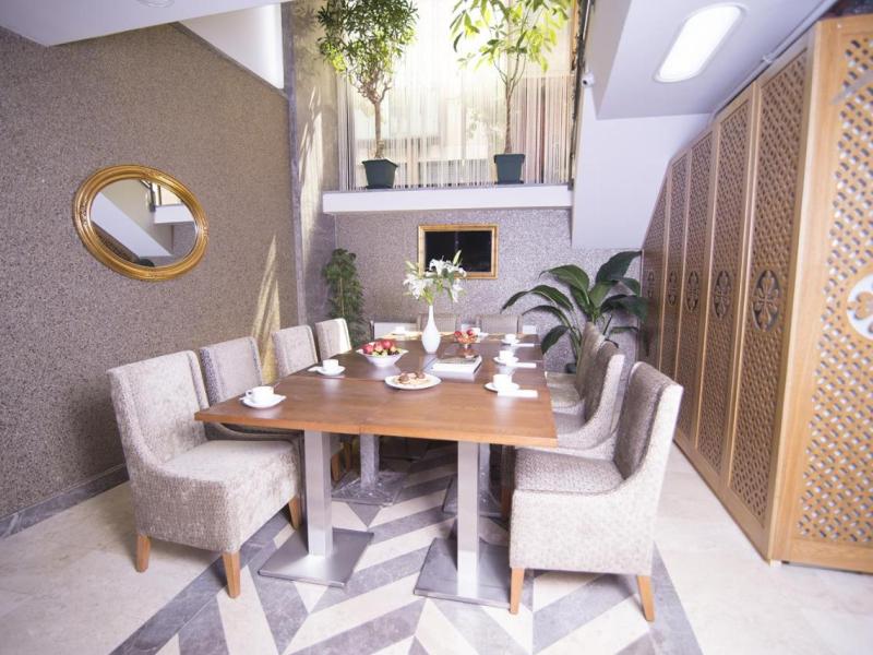 Cumbali Suite Hotel