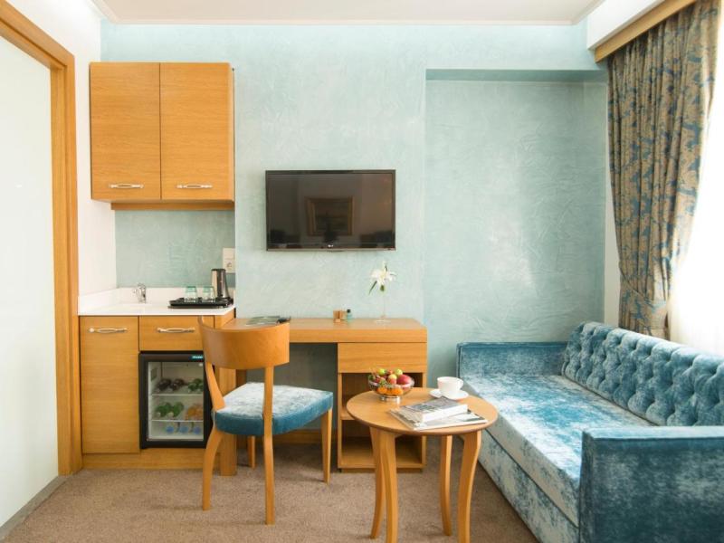 Cumbali Suite Hotel