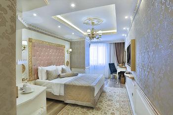 Emirhan Palace