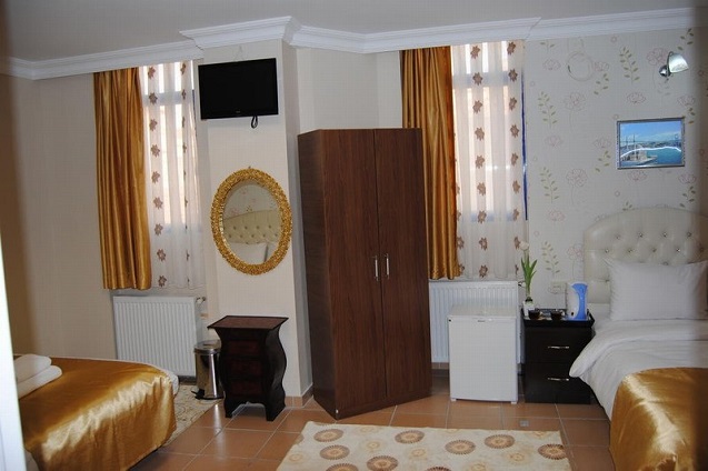 Lotus Hotel
