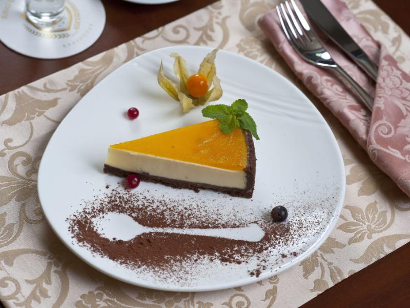 Grand Leonardo Hotel