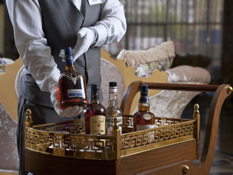 Grand Leonardo Hotel