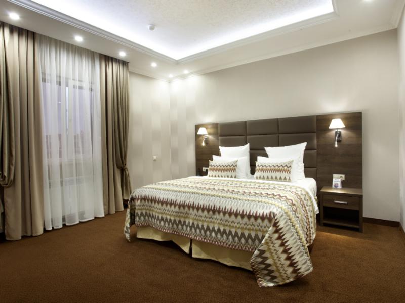 Grand Leonardo Hotel