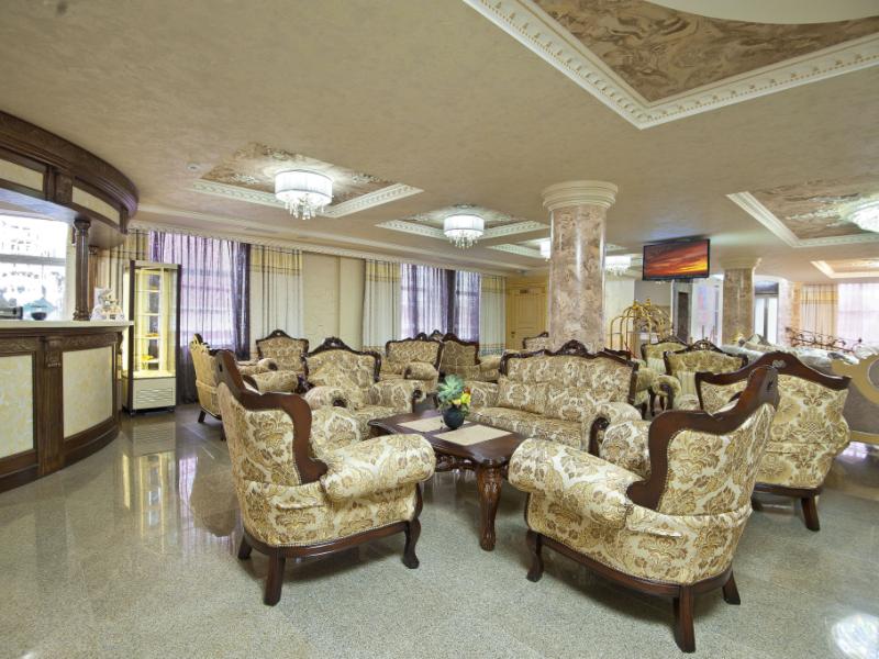 Grand Leonardo Hotel