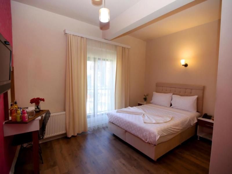 Senyor Garden Hotel