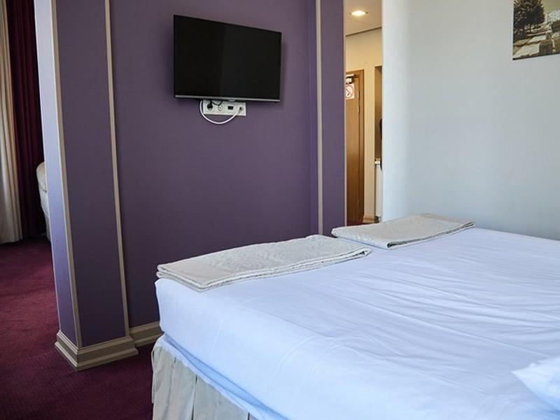 The Bridge Hotel