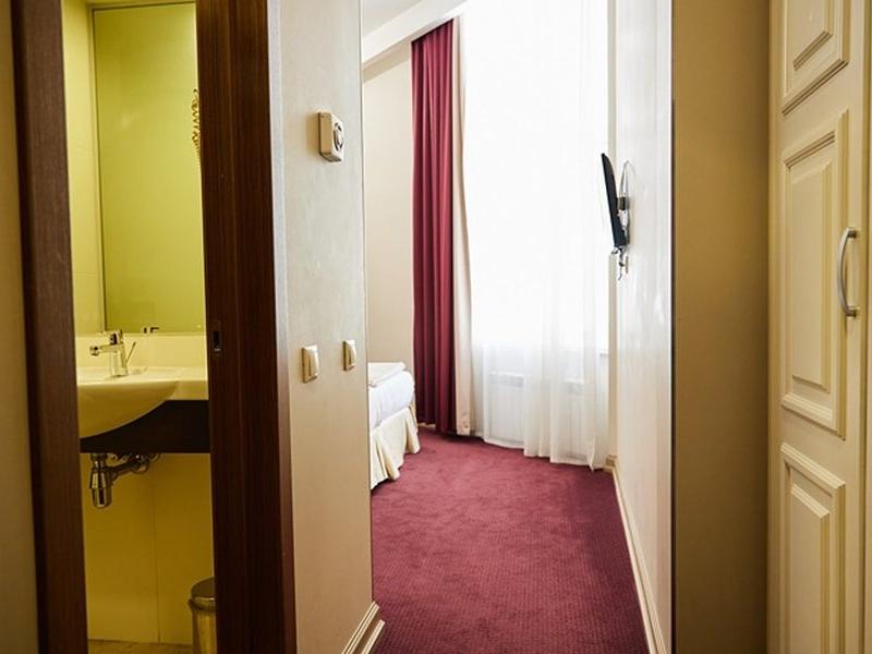 The Bridge Hotel