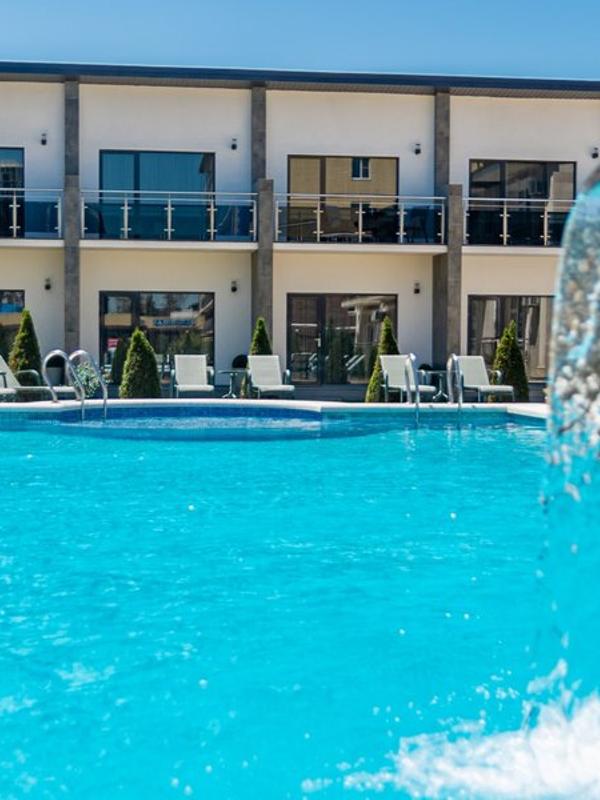Avdallini Golden Bay