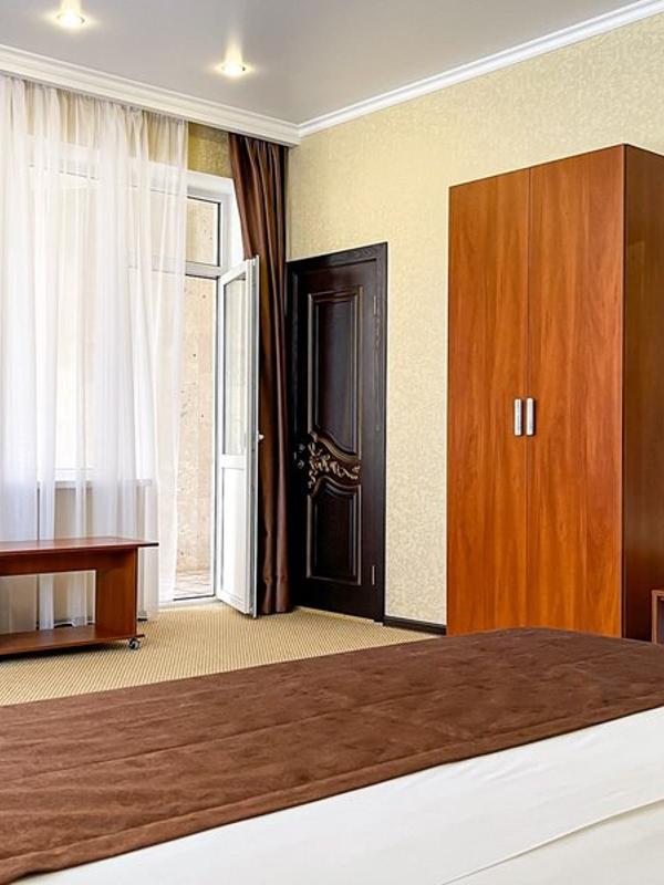 Avdallini Golden Bay
