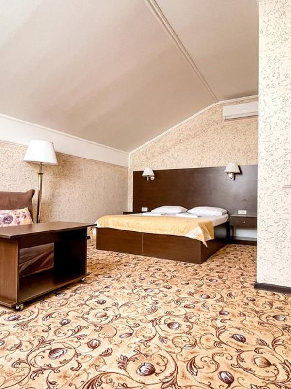 Avdallini Golden Bay