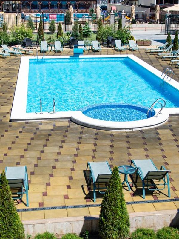 Avdallini Golden Bay