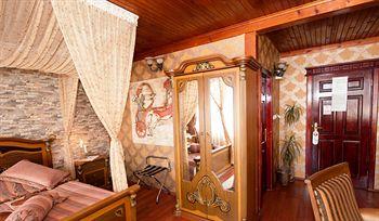 Angel's Home Hotel