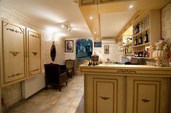 Angel's Home Hotel