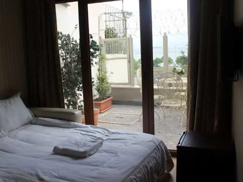 Bucoleon Hostel