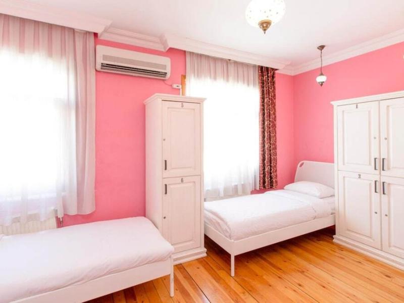 Bucoleon Hostel