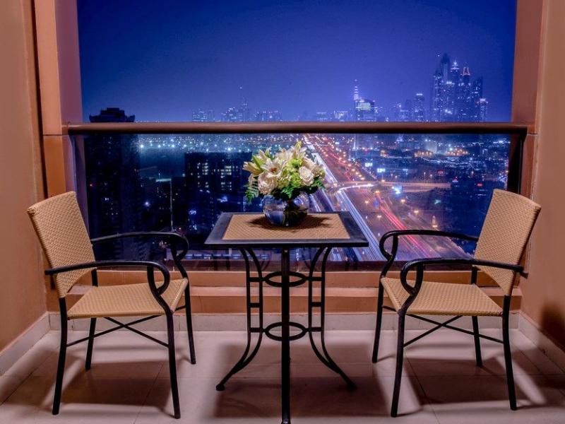 Mercure Dubai Barsha Heights Hotel Suites & Apartments