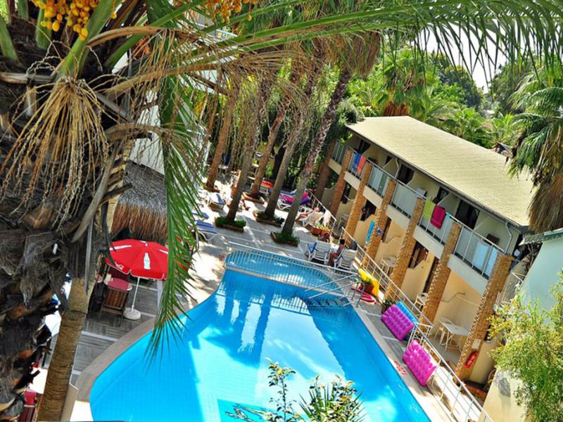 Tropic On The Beach Hotel