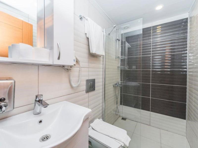 Tropic On The Beach Hotel